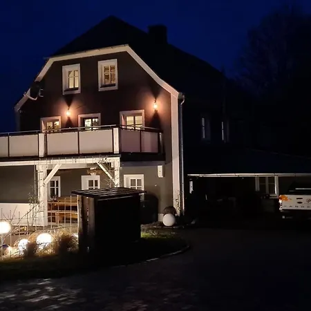 Rosenzauber Caravan Kemping *